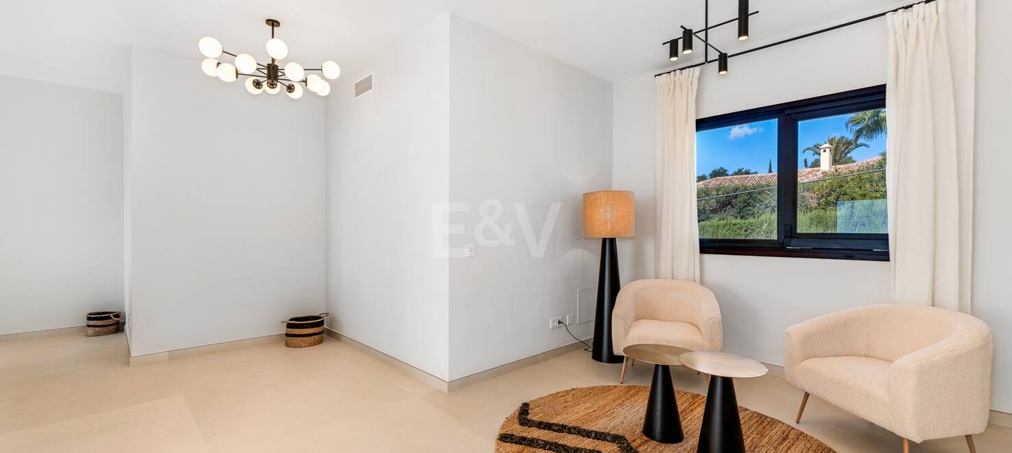 Dream Villa with Panoramic Views in El Rosario