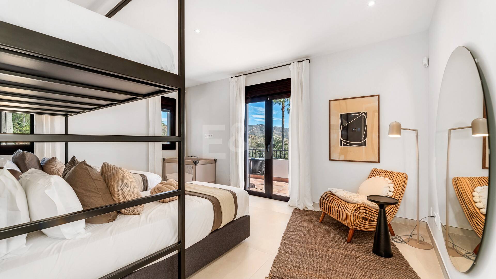 Villa de ensueño con vistas panorámicas en El Rosario