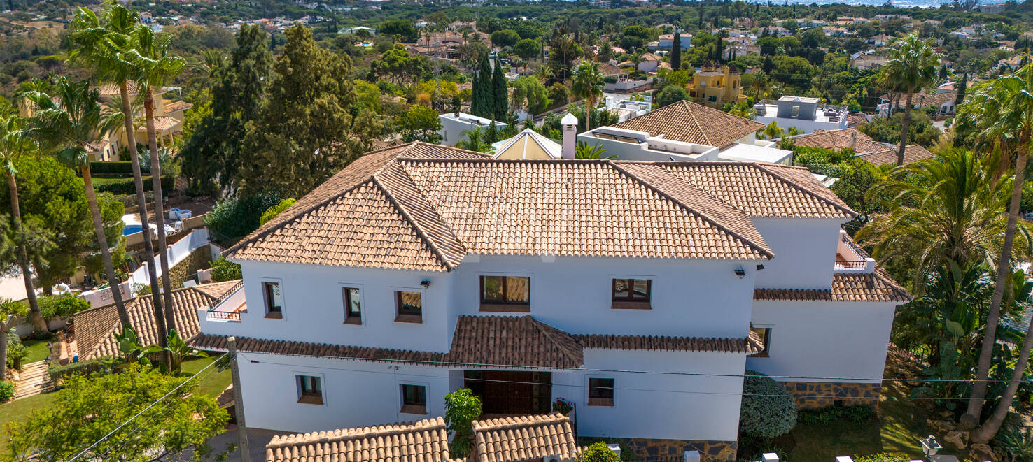 Dream Villa with Panoramic Views in El Rosario