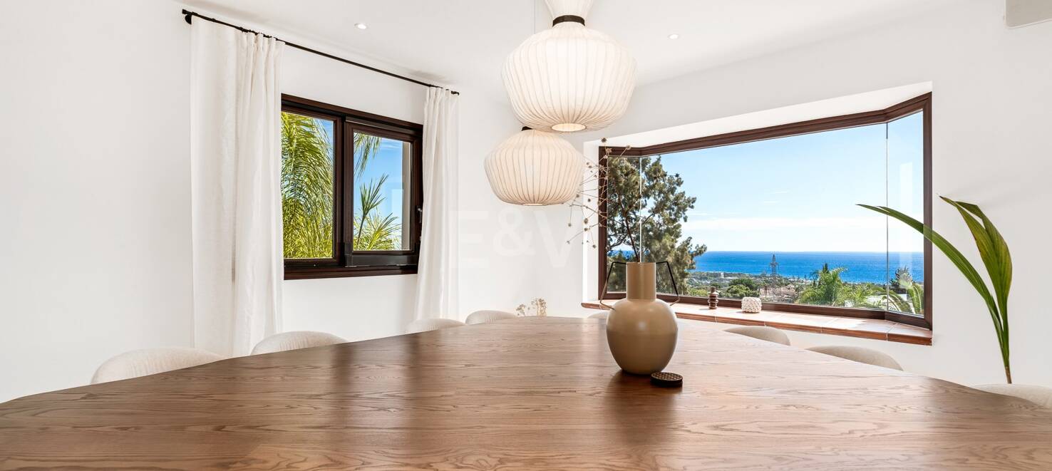 Dream Villa with Panoramic Views in El Rosario