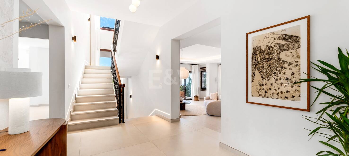 Dream Villa with Panoramic Views in El Rosario