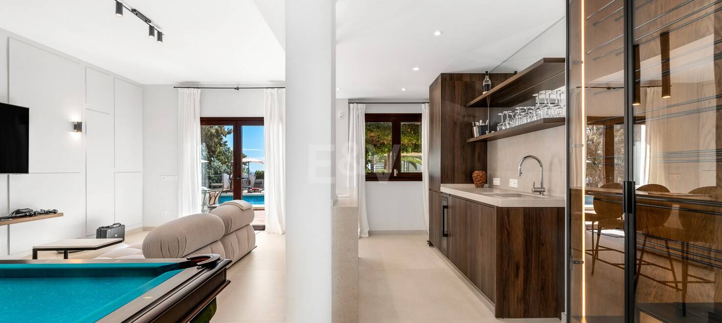 Dream Villa with Panoramic Views in El Rosario