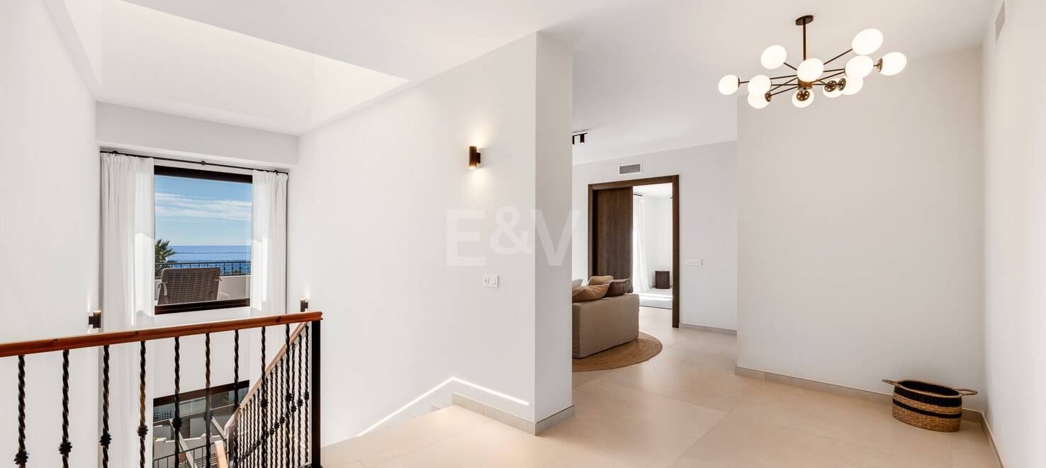 Dream Villa with Panoramic Views in El Rosario