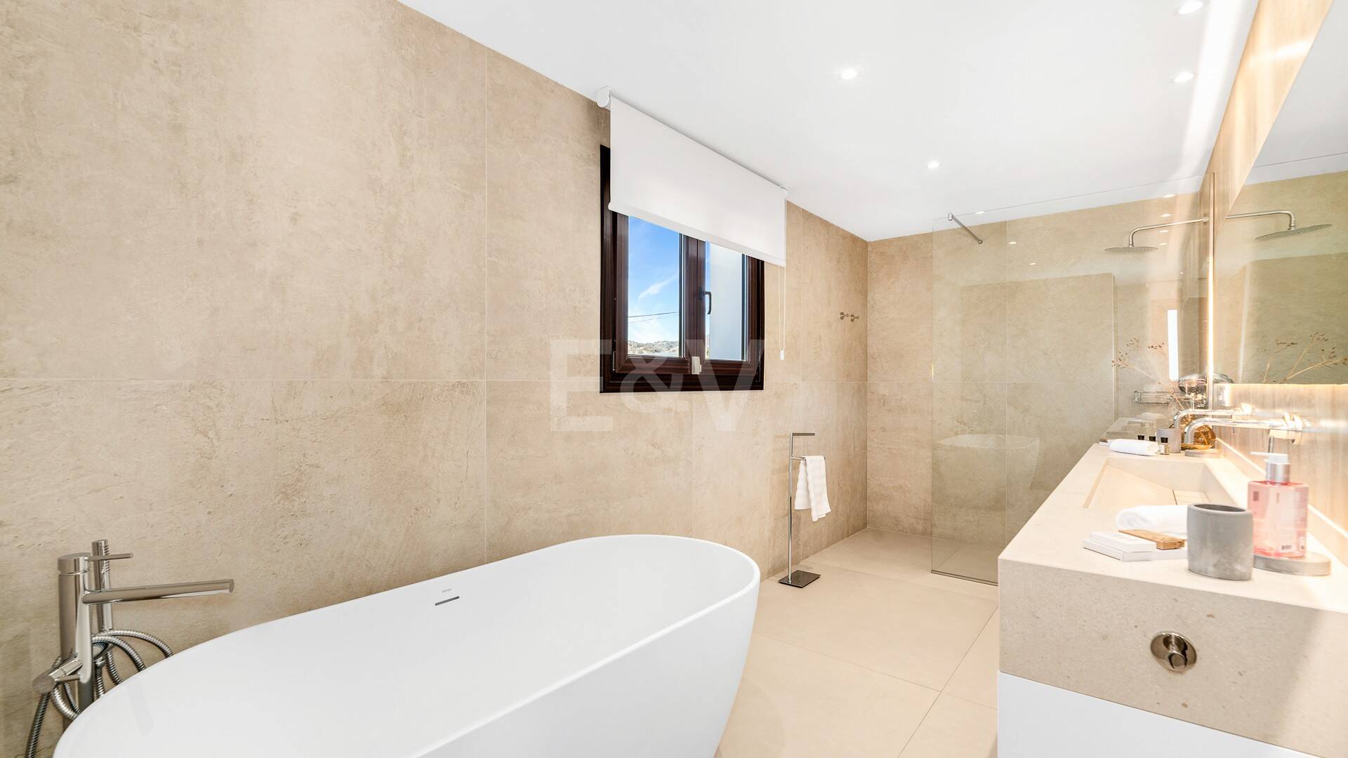 Villa de ensueño con vistas panorámicas en El Rosario