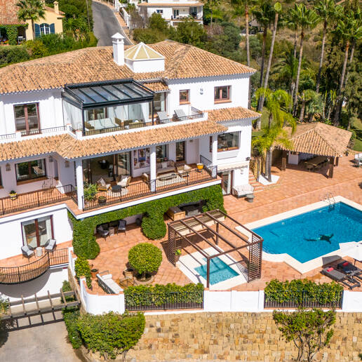 Dream Villa with Panoramic Views in El Rosario