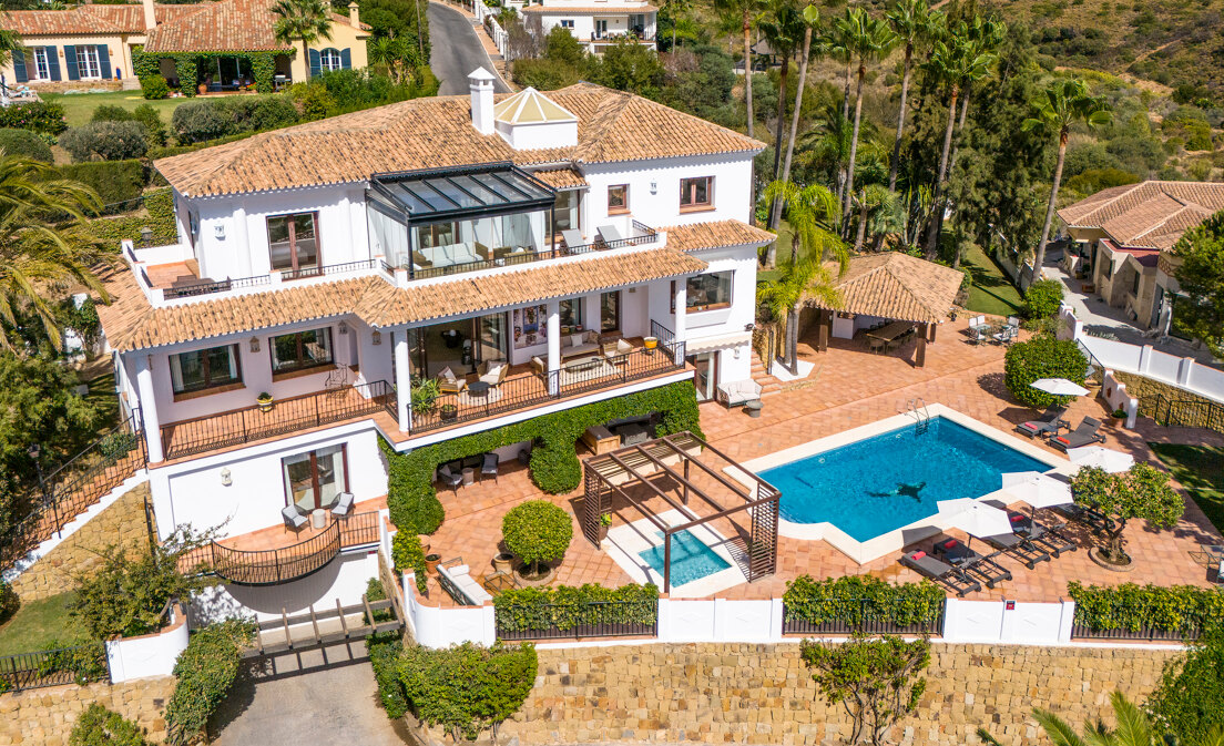 Dream Villa with Panoramic Views in El Rosario