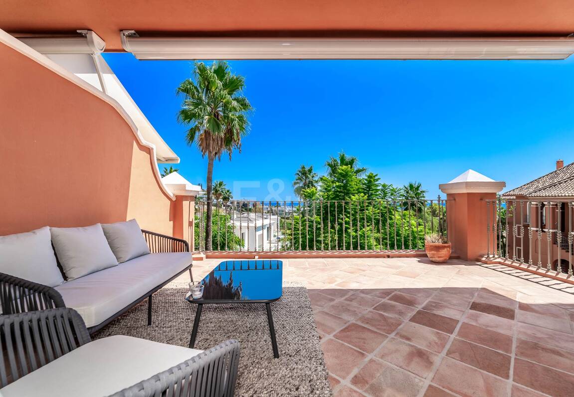 Rymlig lägenhet med havsutsikt i La Quinta Golf Resort