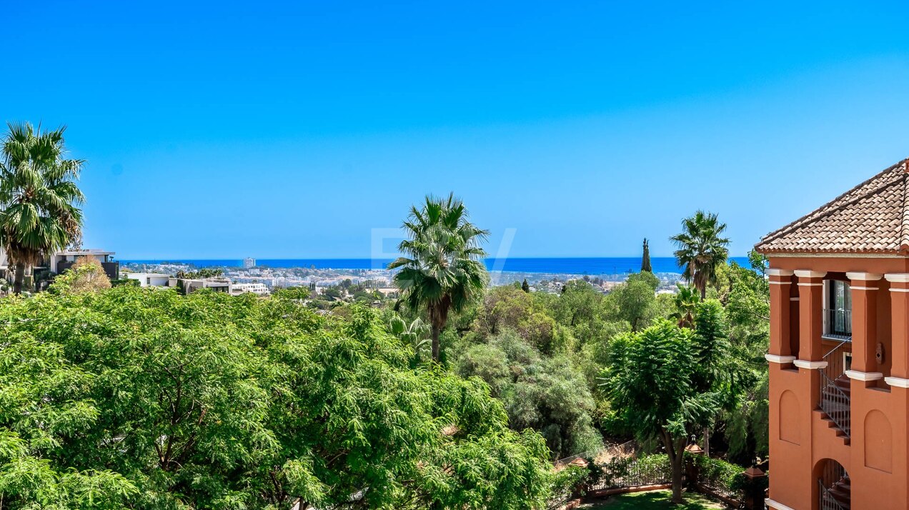 Geräumige Wohnung mit Meerblick im Golfresort La Quinta