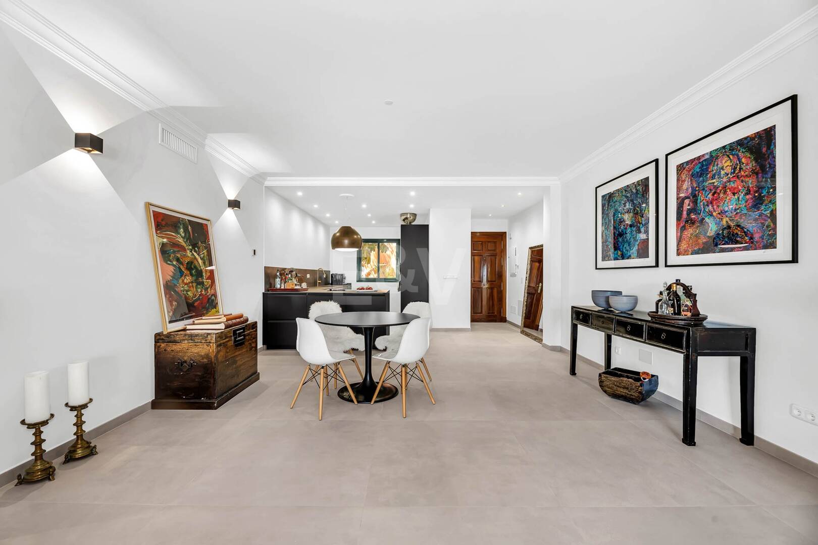 Spacious apartment with sea views in La Quinta golf resort