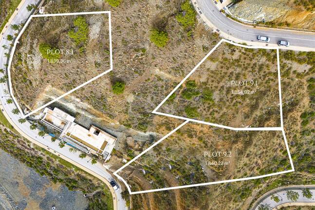 Fantastisk tomt i primär position inom resort område