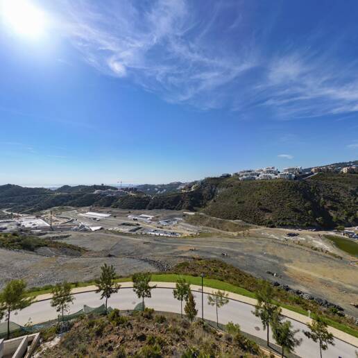 Stunning plot in prime position within resort area