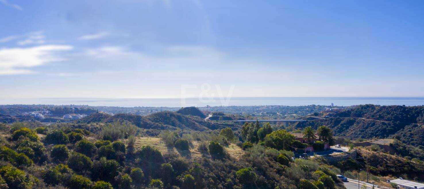 Stunning plot in prime position within resort area