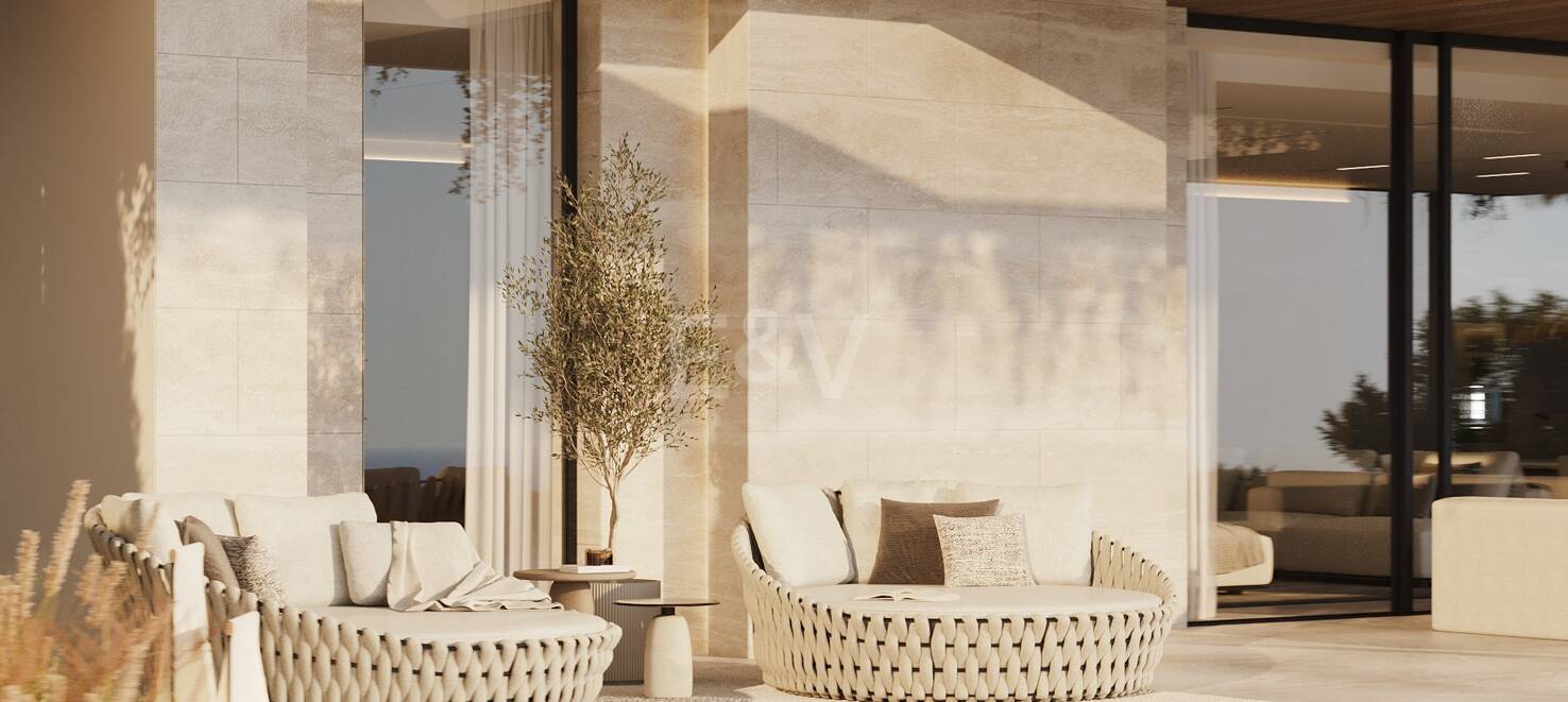 Modern Luxury Villa with astonishing views in La Quinta