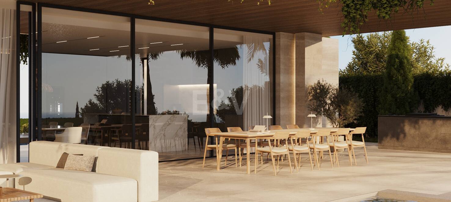 Modern Luxury Villa with astonishing views in La Quinta