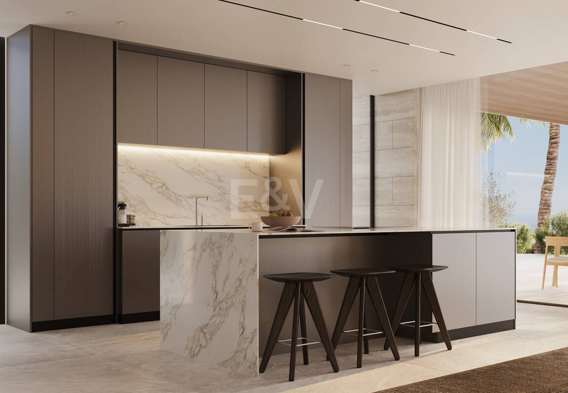 Modern Luxury Villa with astonishing views in La Quinta