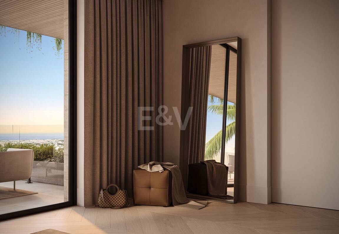 Modern Luxury Villa with astonishing views in La Quinta