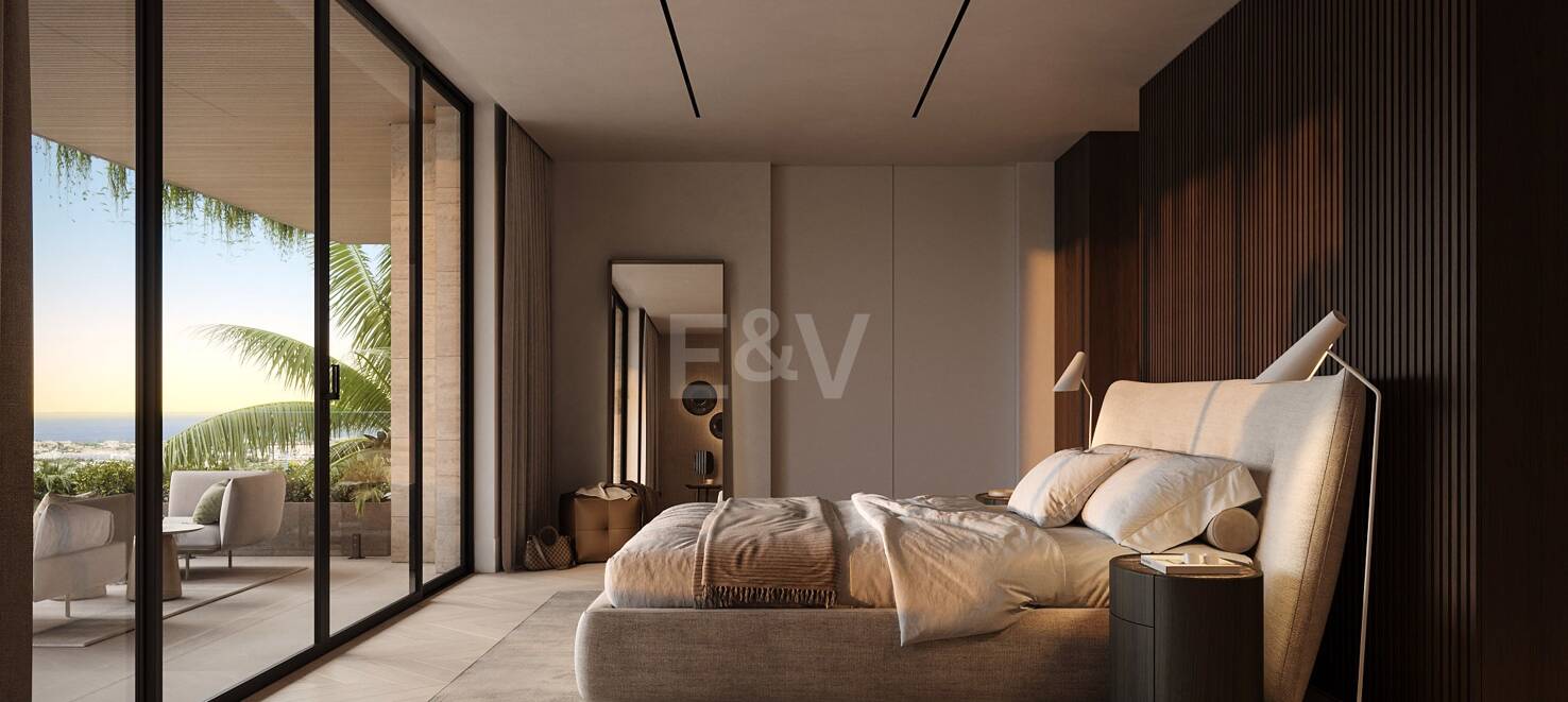 Modern Luxury Villa with astonishing views in La Quinta