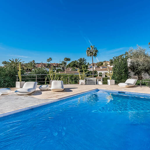 Modern Andalusian villa in Nueva Andalucia in a gated community