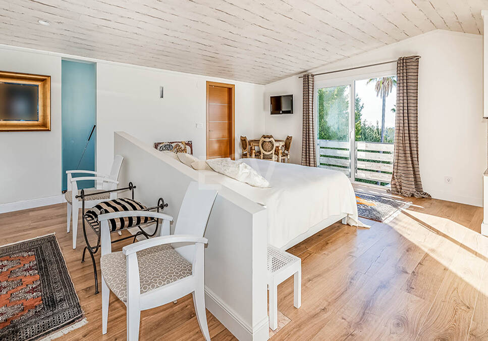 Modern Andalusian villa in Nueva Andalucia in a gated community