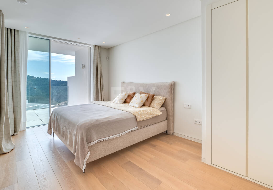 Elegante Wohnung mit unvergleichlicher Aussicht in Palo Alto Marbella