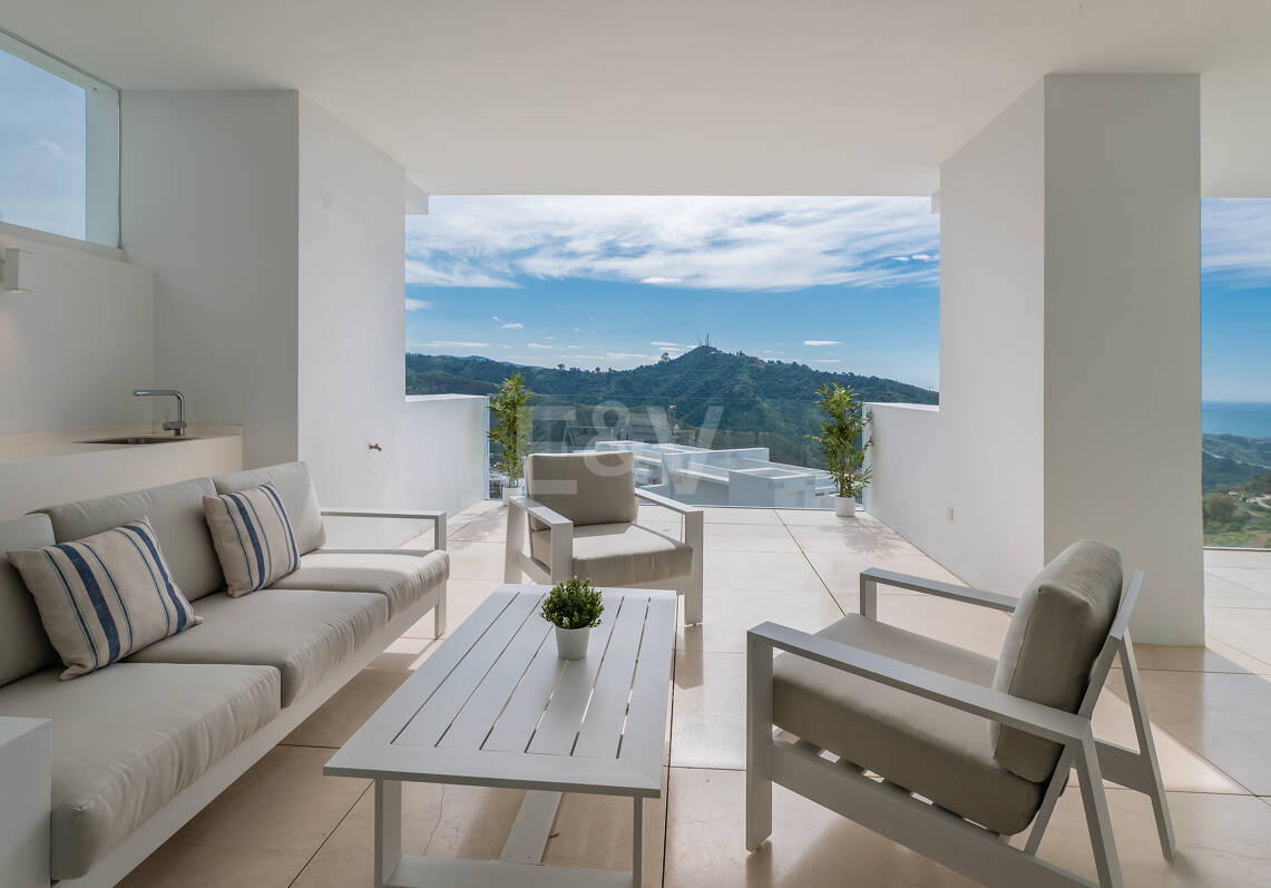 Elegante Wohnung mit unvergleichlicher Aussicht in Palo Alto Marbella