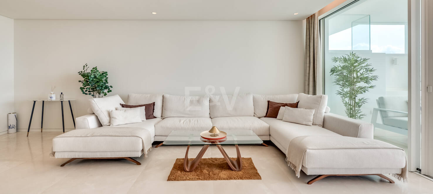Elegant Apartment with Unmatched Views in Palo Alto