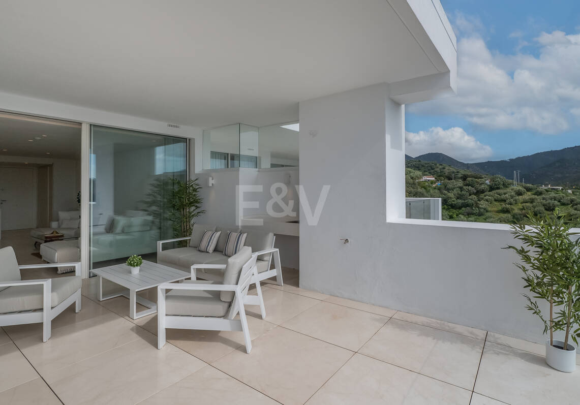 Elegante Wohnung mit unvergleichlicher Aussicht in Palo Alto Marbella