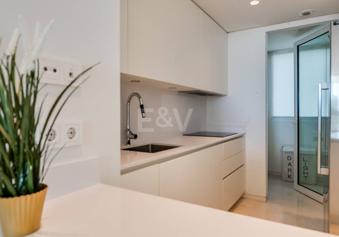 Elegante Wohnung mit unvergleichlicher Aussicht in Palo Alto Marbella