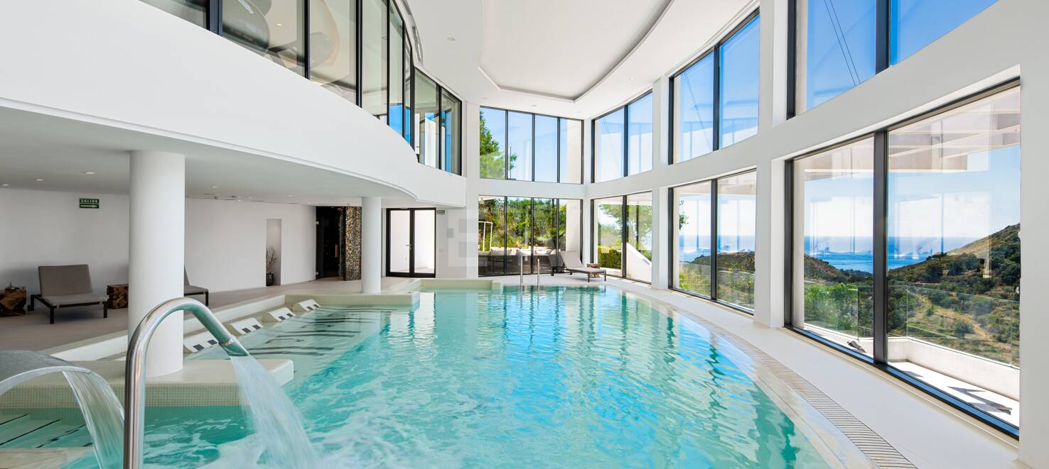 Elegant Apartment with Unmatched Views in Palo Alto