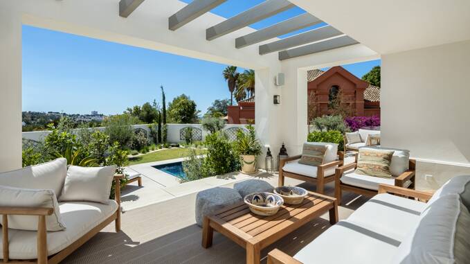 Villa de luxe à La Quinta avec vue panoramique sur La Concha
