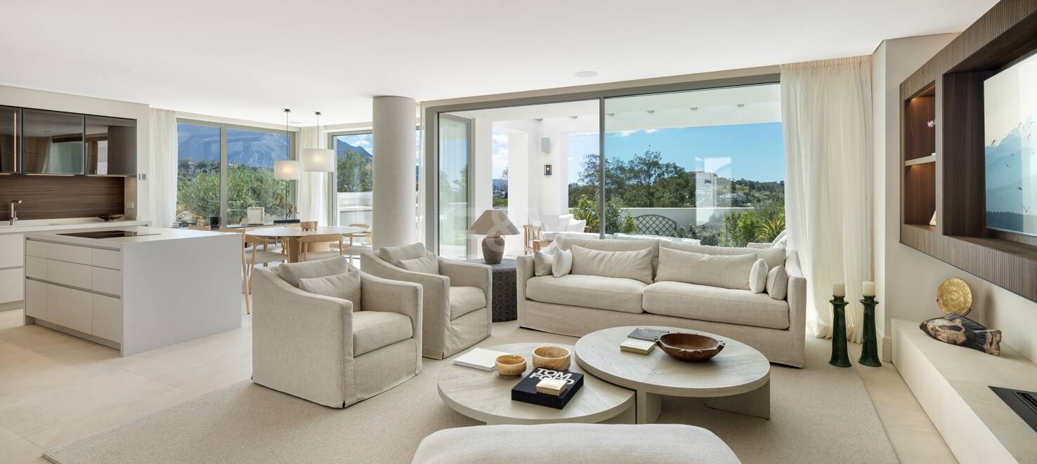 Lujosa Villa en La Quinta con Vistas Panorámicas de La Concha