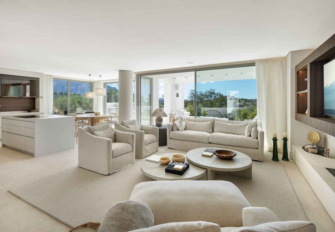 Lujosa Villa en La Quinta con Vistas Panorámicas de La Concha