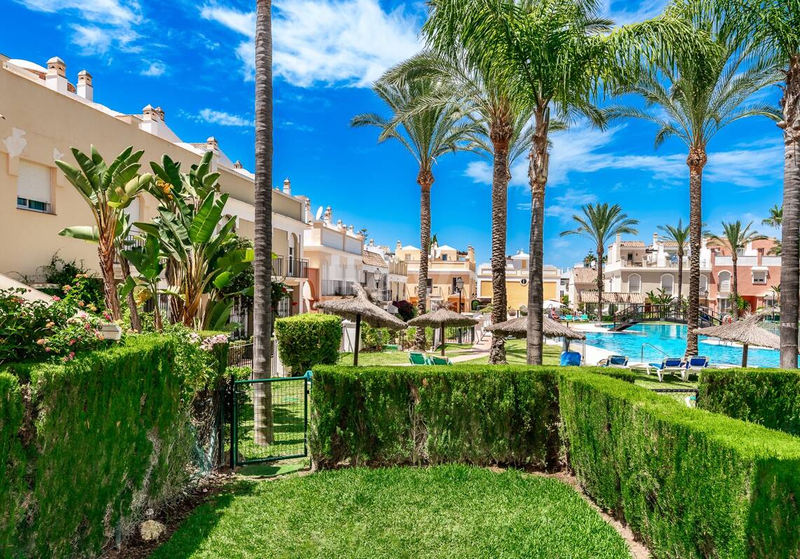 Beachfront Townhouse in Bahía de Marbella