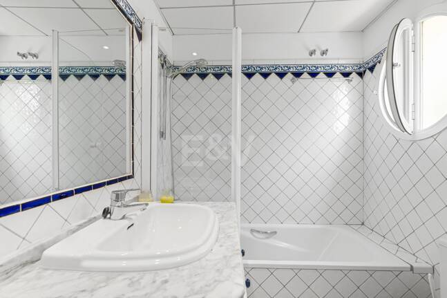 Beachfront Townhouse i Bahía de Marbella