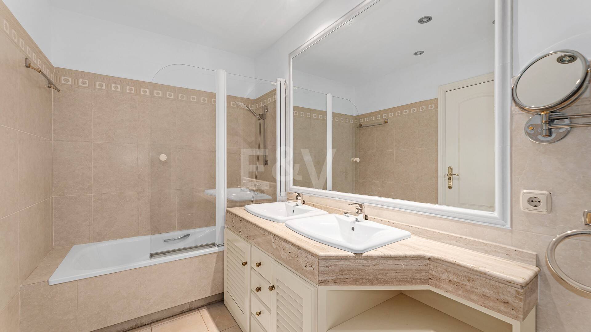 Maison en bord de mer à Bahía de Marbella