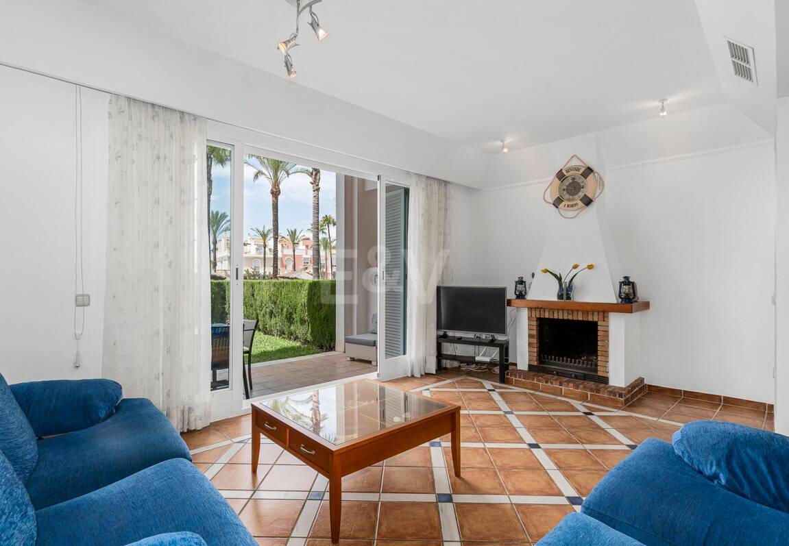 Beachfront Townhouse i Bahía de Marbella