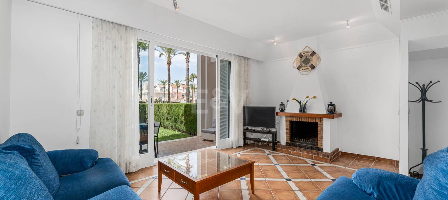 Beachfront Townhouse i Bahía de Marbella