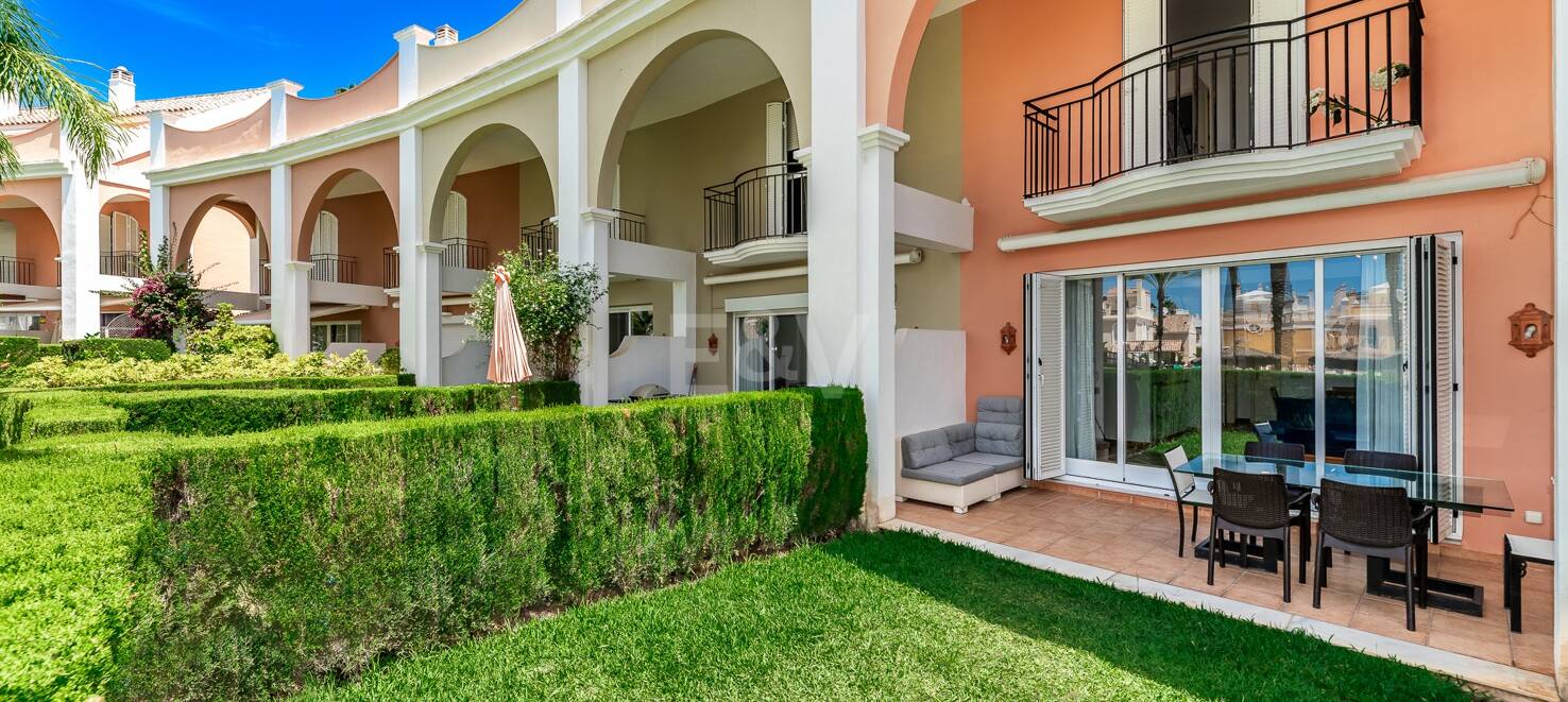 Beachfront Townhouse i Bahía de Marbella