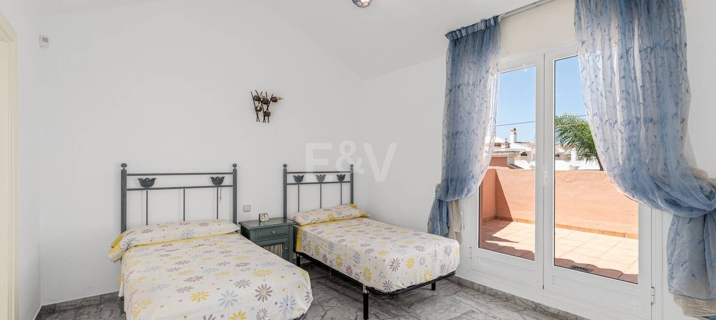 Beachfront Townhouse i Bahía de Marbella