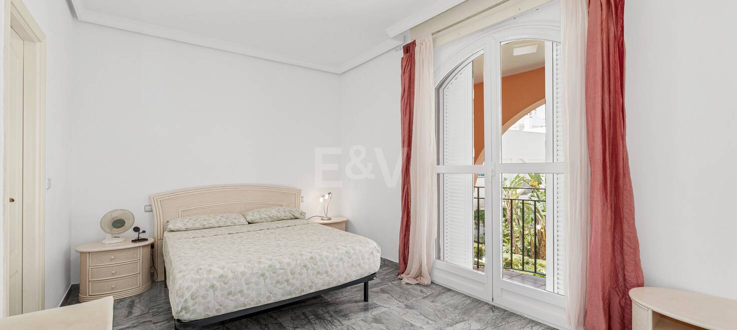 Beachfront Townhouse i Bahía de Marbella