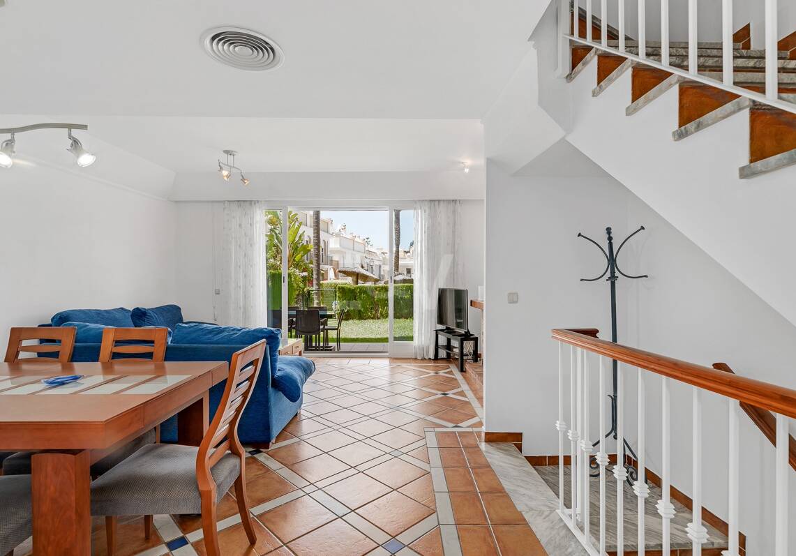 Beachfront Townhouse in Bahía de Marbella