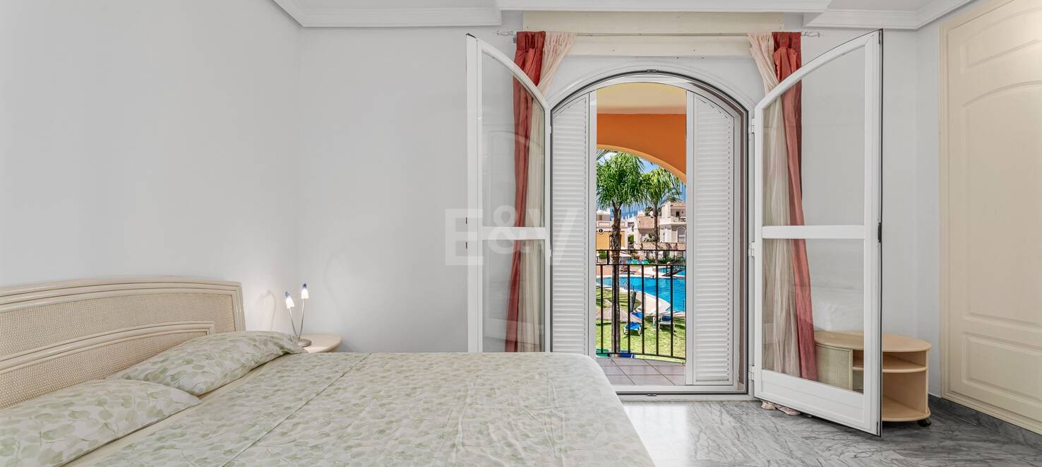 Beachfront Townhouse i Bahía de Marbella