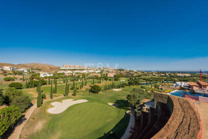Front Line Golf Plot w Gated Community Los Flamingos Golf