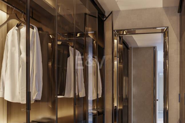 Lujosa nueva villa de 5 dormitorios en comunidad cerrada en Nueva Andalucía