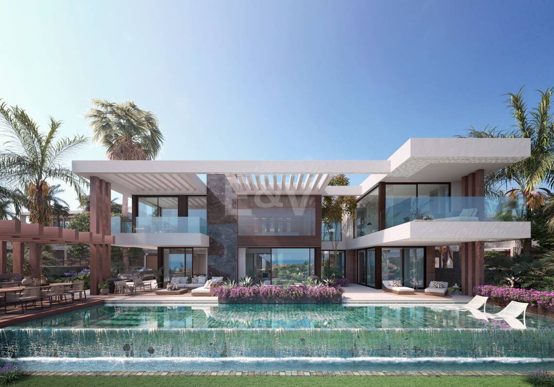 Luxueuse nouvelle villa de 5 chambres à coucher dans la communauté fermée à Nueva Andalucia