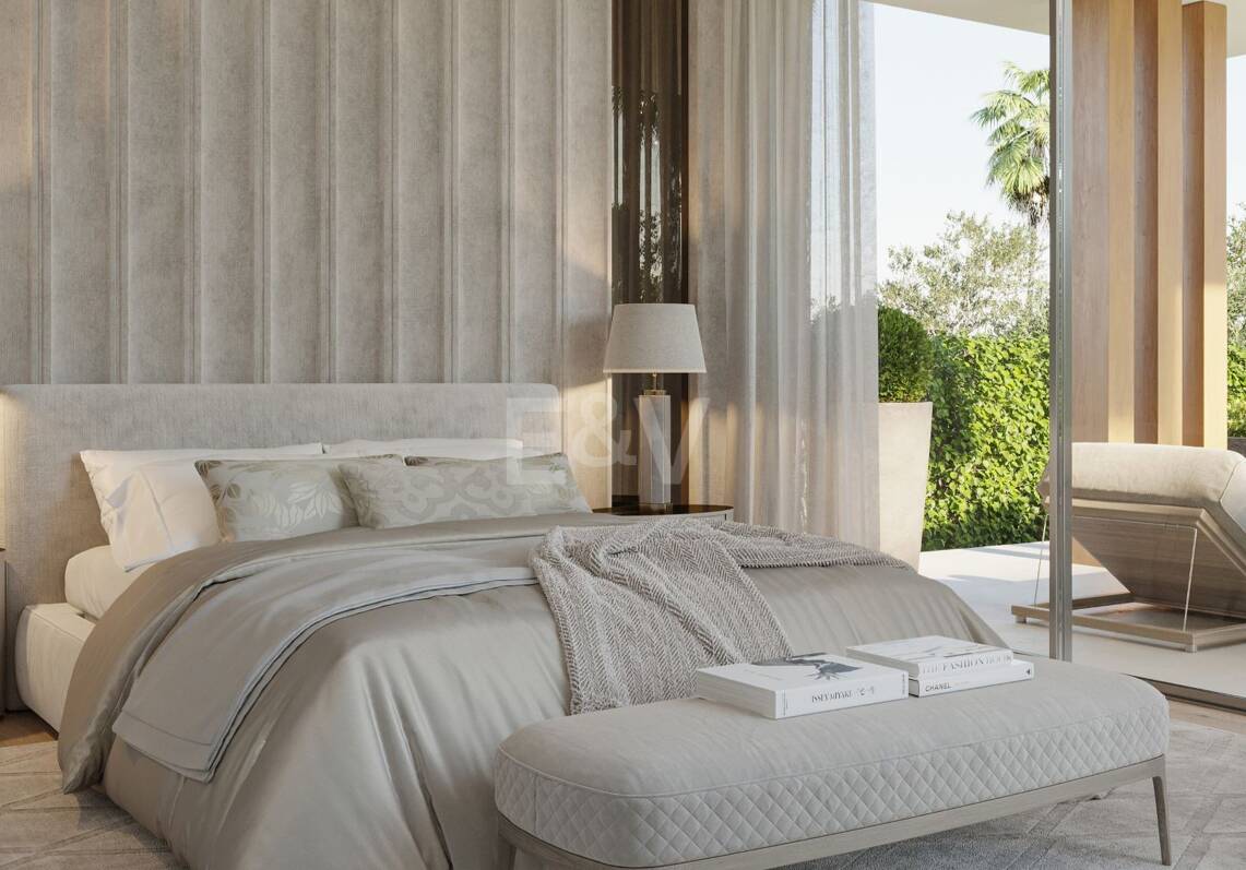 Luxueuse nouvelle villa de 5 chambres à coucher dans la communauté fermée à Nueva Andalucia
