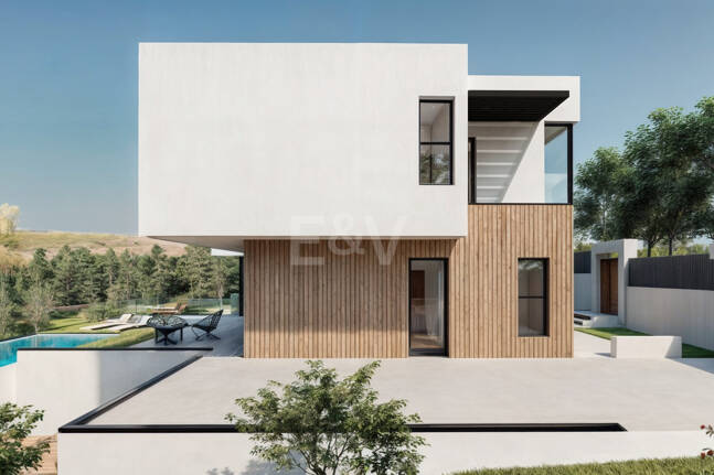 Plot med bygglicens och havsutsikt i Elviria