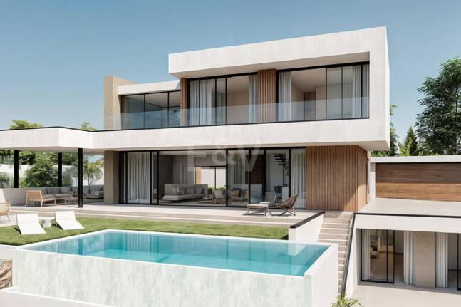 Plot med bygglicens och havsutsikt i Elviria