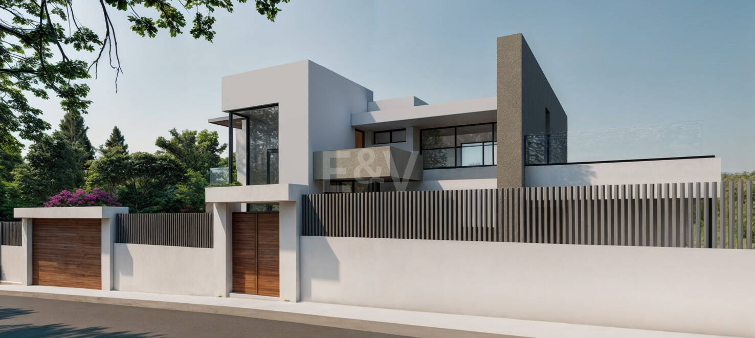 Plot with Building Licence and Sea Views in Elviria