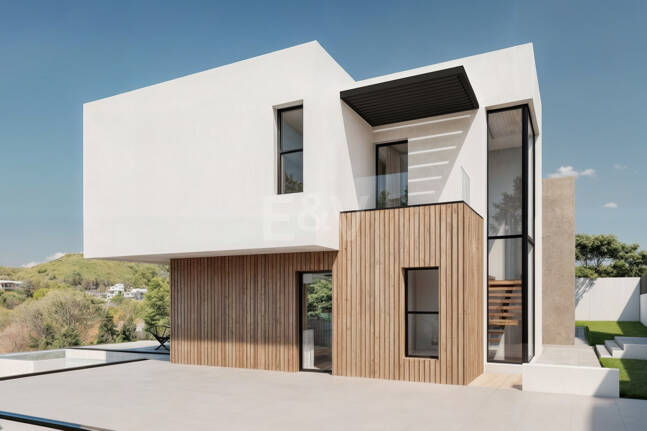 Plot med bygglicens och havsutsikt i Elviria